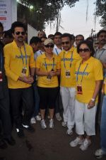 Anil Kapoor, Mahima Chaudhary, Gulshan Grover, Nita Ambani at Standard Chartered Mumbai Marathon in Mumbai on 14th Jan 2012 (161).JPG
